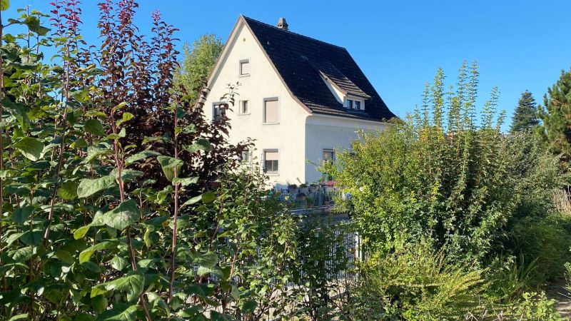 Wohnhaus mit zwei Einheiten